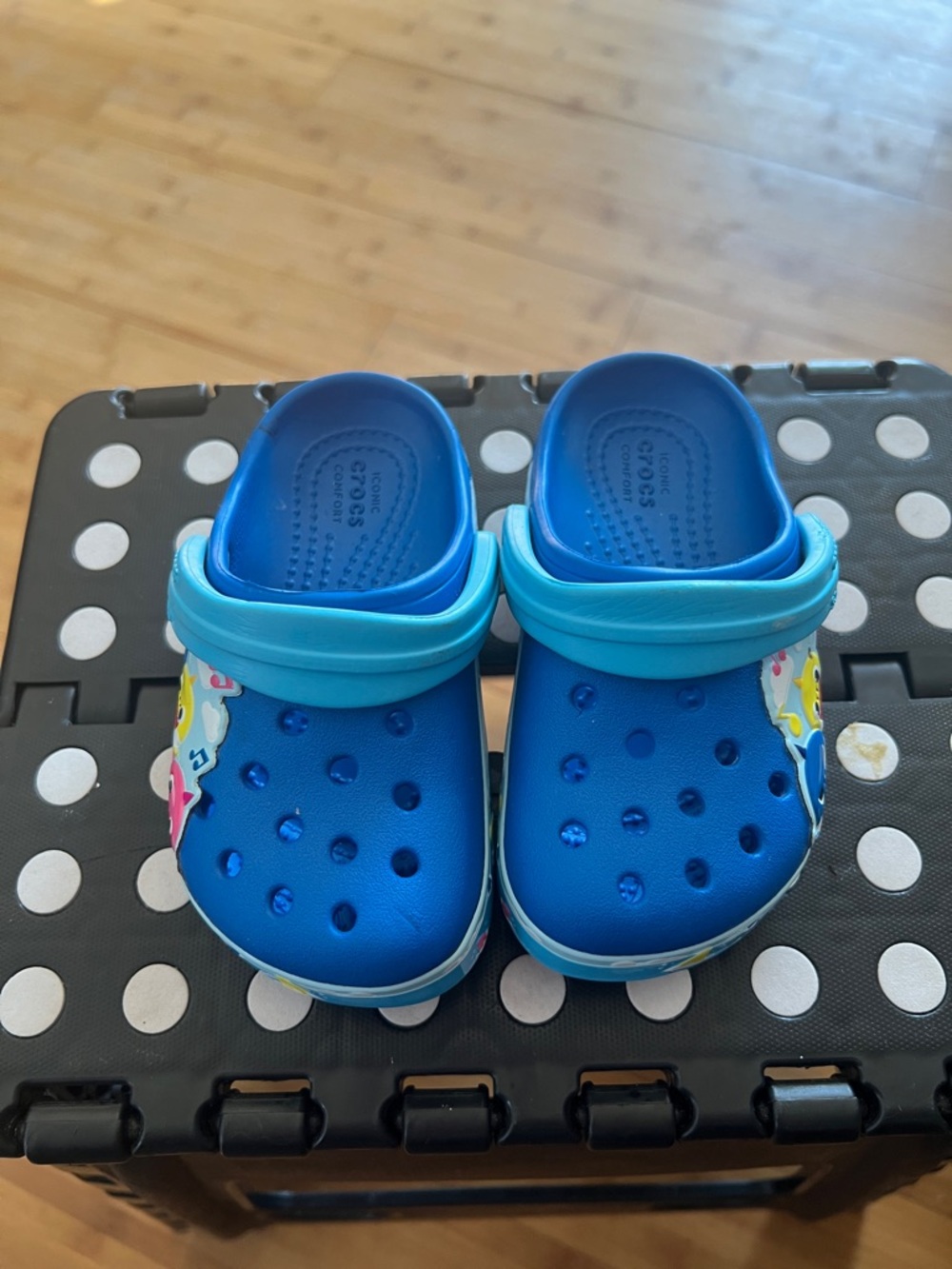 CROCS Bright Blue Kids Clogs with Aqua Strap and Fun Side Accents